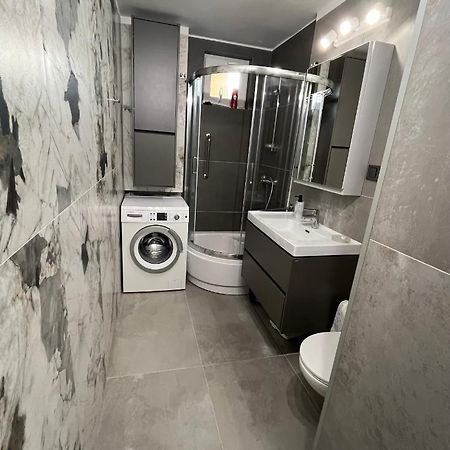 Apartament Zbyszek Apartment กดัญสก์ ภายนอก รูปภาพ