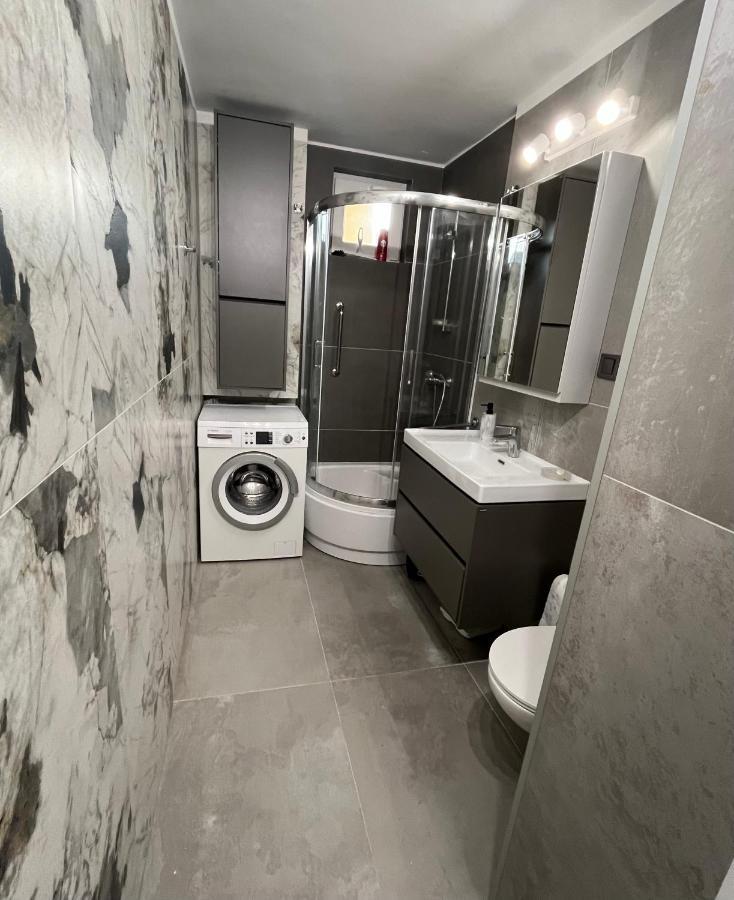 Apartament Zbyszek Apartment กดัญสก์ ภายนอก รูปภาพ